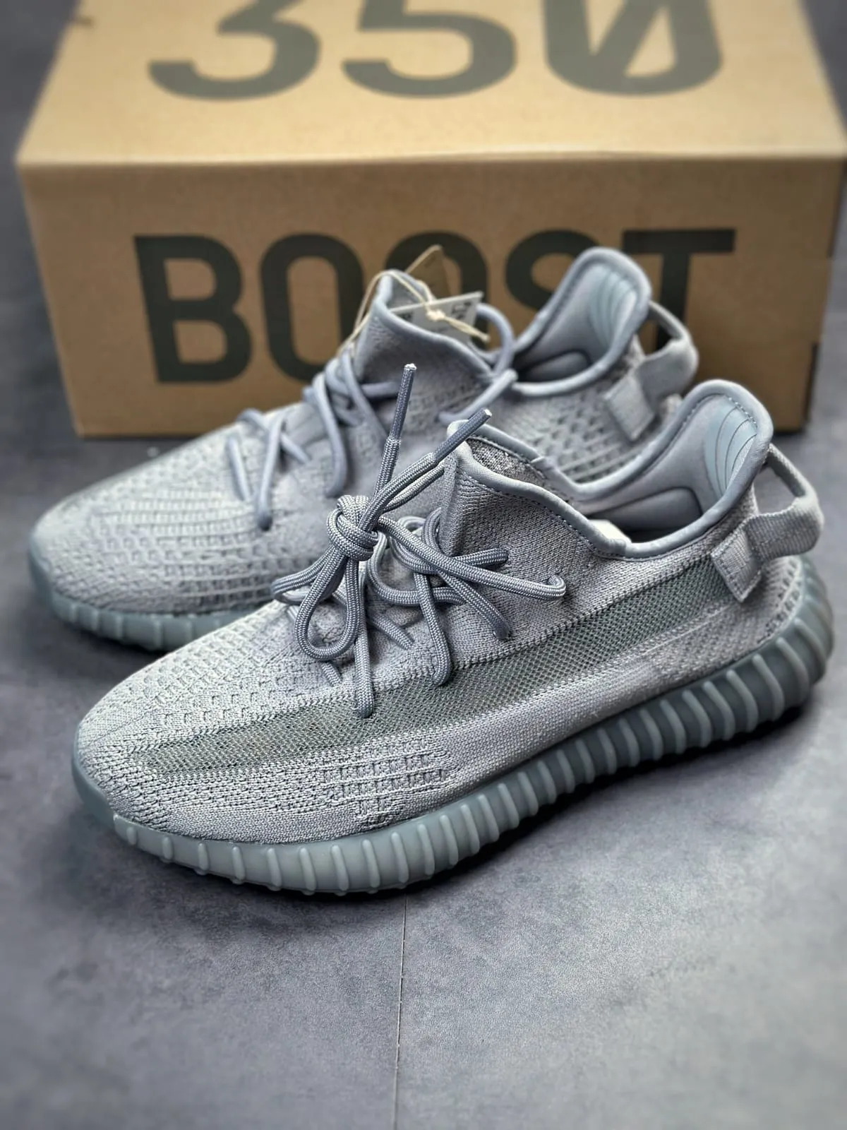 Adidas Yeezy Boost 350 V2 Space Ash