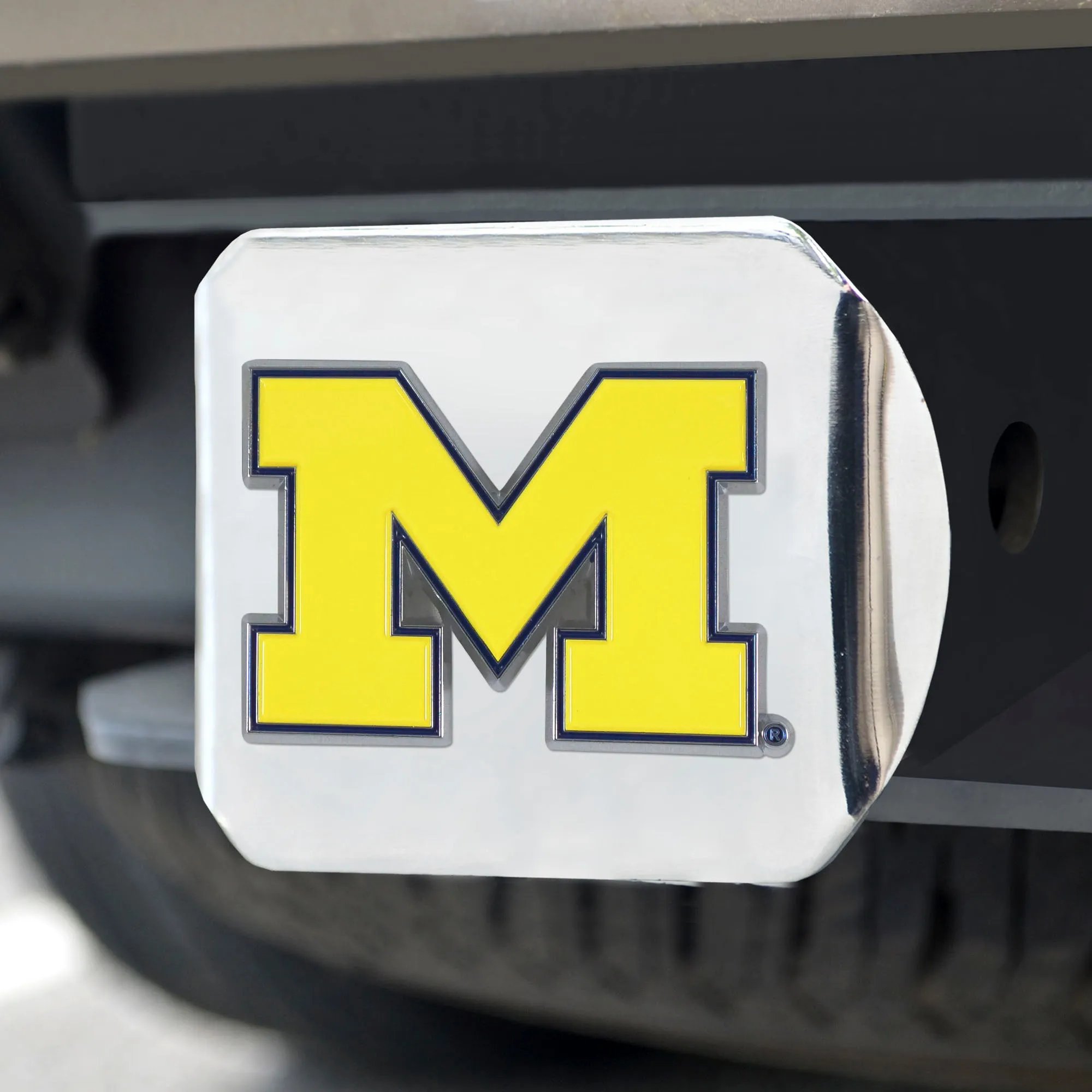 Fanmats Michigan Wolverines Color Hitch Cover - Chrome