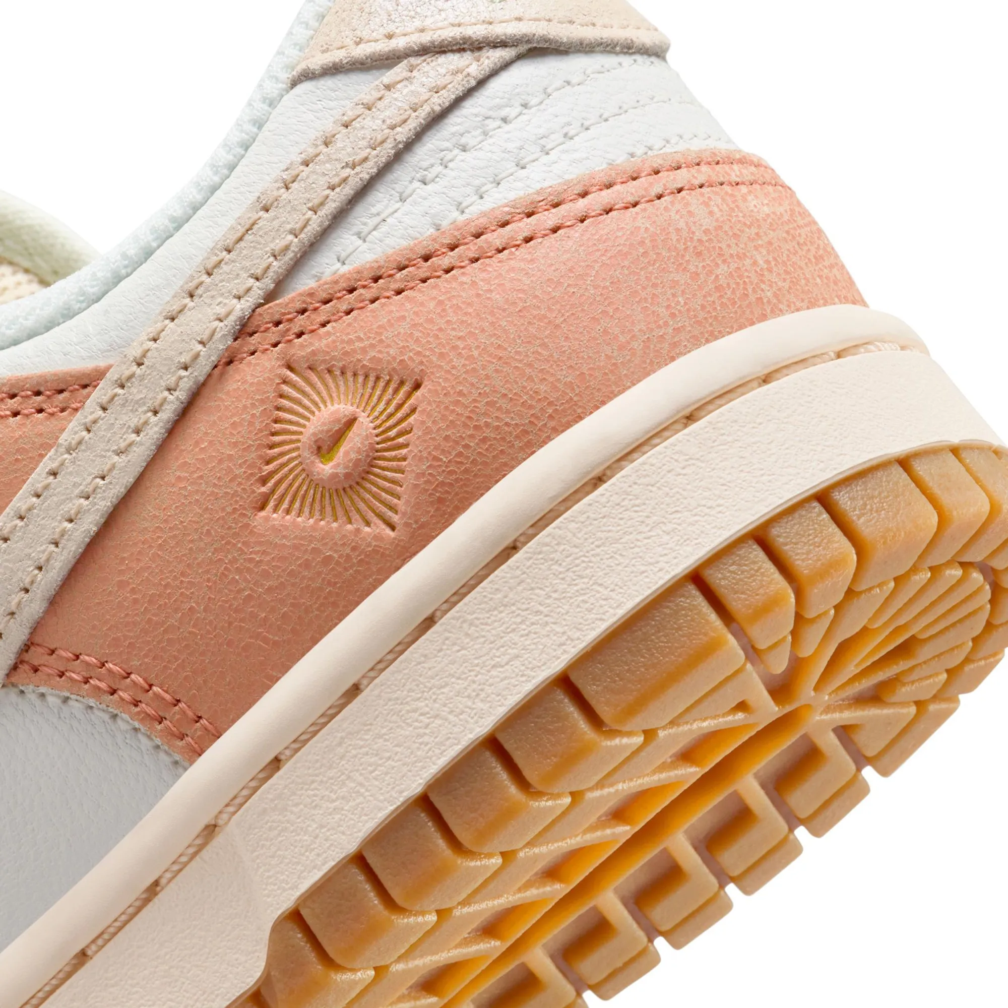 Nike Womens Dunk Low SE Shoes 'Sand Drift'