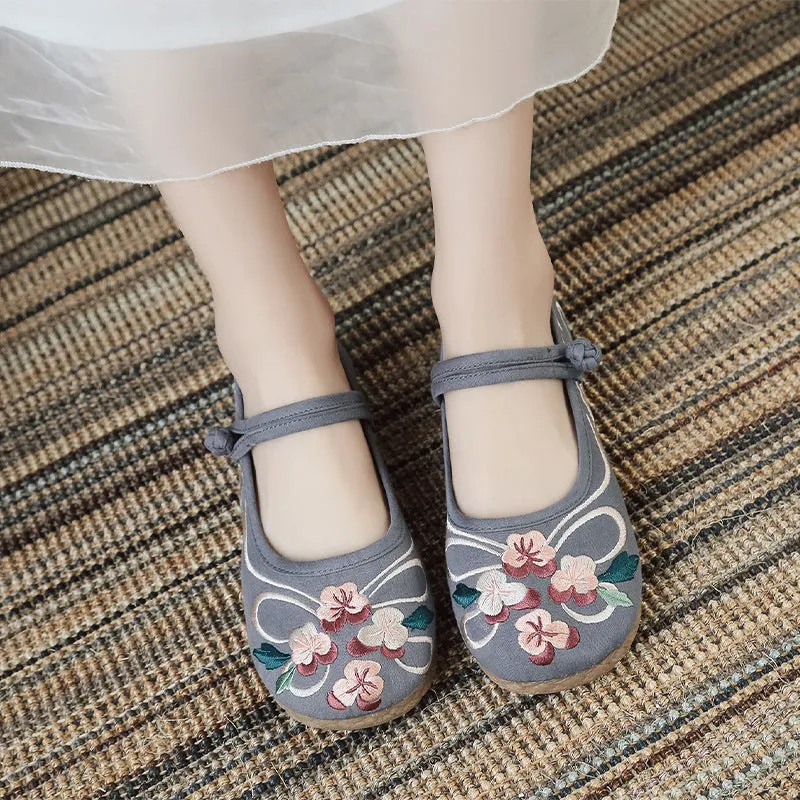 Women's Traditional Embroidered Female Han Costume Canvas Shoes